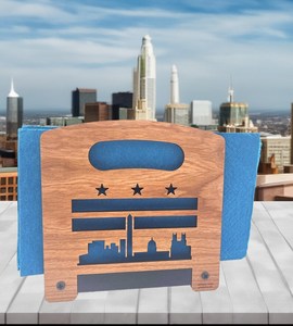 Porte-serviettes en bois rustique style ferme, support de rangement durable pour serviettes, décoration intérieure, salles à manger et événements - Product Image 1
