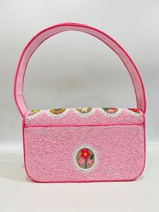 Sac à main rectangulaire rose brodé à la main KANT avec motif floral et design en fil de coton - Product Image 4