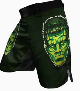 กางเกงขาสั้น MMA สีดำสำหรับผู้ชาย พิมพ์ลายการ์ตูน พิมพ์ลายดิจิทัล ผ้าโพลีเอสเตอร์ แห้งเร็ว ยืดหยุ่นได้ ใส่เล่นกีฬาต่อสู้ เอวยางยืด ความยาวปานกลาง - Product Image 5