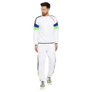 Survêtement de sport pour homme à prix avantageux – Idéal pour la course et l'entraînement – Survêtements de sport personnalisés pour homme – Tenue de jogging - Product Image 1
