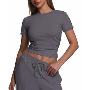 ชุดเสื้อครอปและกางเกงจ็อกเกอร์สำหรับผู้หญิงสุดอินเทรนด์ - Product Image 5