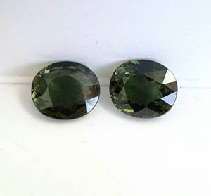 Natural Green Tourmaline Pair Loose Gemstones Third Party Appraised Rajasthan Origin Total Weight Large Jewelry Setting - Product Image 3