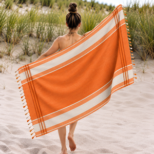 Toalla de Playa Kikoy con Diseño de Rayas Teñidas con Hilo y Borlas, Toallas Kikoy Turcas de Secado Rápido, Exportador de Toallas de Playa en India - Product Image 1