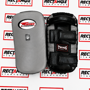 Best Seller Genuine Leather Twins Boxing Training Kick <b>Pads</b> Kick Boxing Strike Curved Arm <b>Pad</b> MMA <b>Focus</b> Muay Thai Punch Shield - Product Image 1