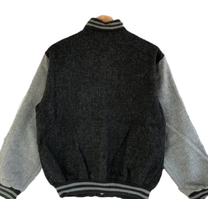 Veste universitaire en laine pure pour hommes, personnalisable avec logo brodé, vente en gros OEM 2025 - Product Image 2