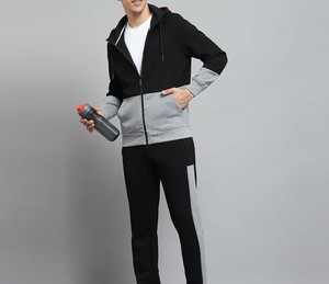 Survêtement d'hiver chaud à capuche pour homme, en molleton épais, écologique, à manches longues, imprimé uni, en polyester/coton, vente en gros - Product Image 4