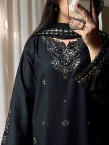 Conjunto indio-pakistaní negro bordado, vestido de manga larga con capa transparente, traje Salwar Kameez para fiesta o boda - Product Image 2