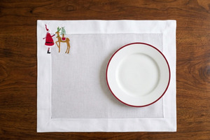 Custom Wholesale Vintage Embroidered Santa Claus Reindeer Christmas Placemat Napkin Set White Cotton Washable Mats Home Holidays - Product Image 2
