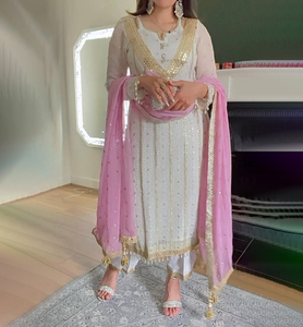 Elegent Designer Purt Faux Georgette Salwar Kameez Suit con bordado y lentejuelas Work-Listo para usar para funciones de boda - Product Image 1