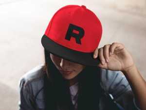 Casquette Snapback Rouge 6 Panneaux en Coton Ajustable avec Logo R sur le Devant Style Urbain Décontracté pour Adultes Printemps-Été - Product Image 1