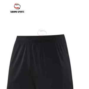 Set di Uniformi da Calcio di Alta Qualità per Uomo, Manica Corta, Servizio OEM, Abbigliamento da Allenamento, Logo sulla Manica Destra - Product Image 5