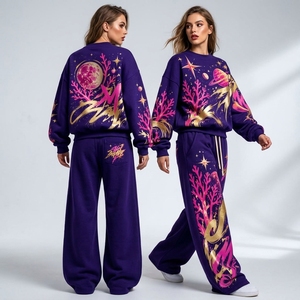 Ensemble de survêtement pour femme avec sweat-shirt imprimé Galaxy prune et pantalon large, style streetwear cosmique, tenue décontractée deux pièces, ONEAPEX - Product Image 2