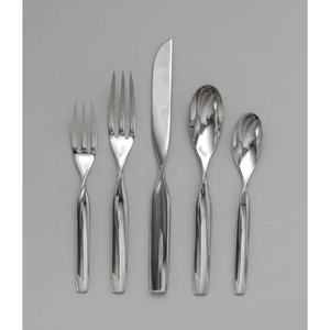 Ensemble fourchette et couteau de luxe en acier inoxydable, finition argentée, design plat - Product Image 2