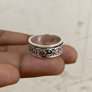 <b>Silver</b> <b>Spinner</b> <b>Ring</b> Floral Fidget <b>Ring</b> Handmade Anxiety Relief <b>Ring</b> Boho Statement Jewelry Meditation <b>Spinner</b> Unisex <b>Ring</b> - Product Image 3