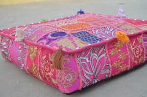 Cojines de suelo bohemios Funda de cojín decorativa Sari Patchwork Cojín - Product Image 2