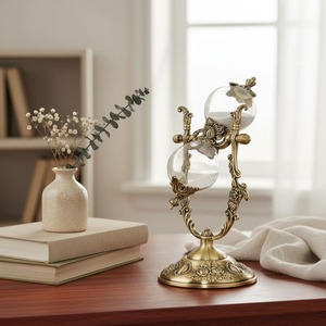 Minuteur à sable de style luxueux en laiton et verre finition or, idéal pour la décoration intérieure et les cadeaux, vente en gros depuis l'Inde - Product Image 3