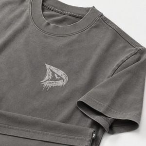 Camiseta de Manga Corta para Hombre DRAVELLE INDUSTRY, 100% Algodón Jersey, Cuello Redondo, Color Sólido Informal, con Logotipo Estampado en la Parte Delantera - Product Image 5