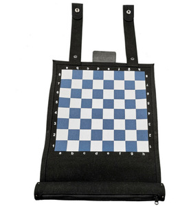 Échiquier pliable en vinyle avec motif à carreaux et coordonnées pour jeu intérieur et extérieur - Product Image 2