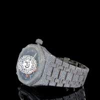 Montre-bracelet mécanique en acier inoxydable de qualité supérieure avec moissanite blanche glacée pour le bureau et les occasions spéciales