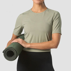 T-shirt de sport léger et court pour la gym, col rond, idéal pour l'été, personnalisable, haut de yoga en tissu spécial - Product Image 6