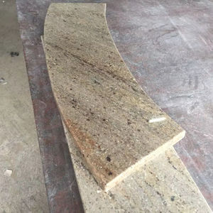 Dalles de granit Creama Valentino pour comptoirs et plans de toilette - Product Image 1