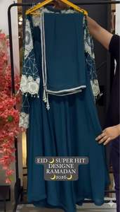 Ensemble Sharara Exclusif et Tendance pour Mariage et Fêtes de l'Aïd : Haut Brodé de Paillettes, Palazzo et Dupatta – Vente en Gros - Product Image 4