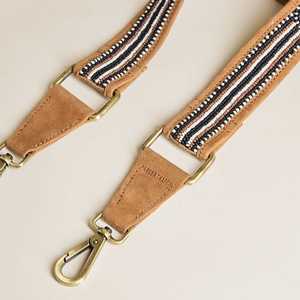 Cinturón de Lentejuelas con Diseño de Estrellas Multicolores, Hecho a Mano, Ajustable, Desmontable, Ligero y Duradero, Correa Cruzada - Product Image 2