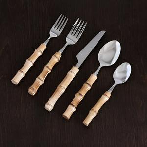 Juego de Cubiertos Planos con Mango de Bambú Tradicional y Moderno, Cubiertos Metálicos Reutilizables para Restaurantes y Hoteles, para Regalos de Navidad, Vajilla - Product Image 2