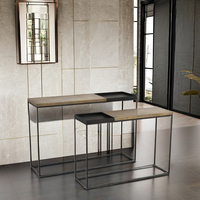 Nouvelle arrivée, meubles élégants à usage domestique, table console, design unique avec finition or et noir mat pour le salon et la chambre à coucher