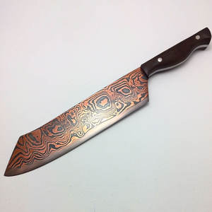 Couteau utilitaire d'extérieur en cuivre de qualité supérieure à motif Damas avec manche ergonomique en bois pour la préparation des aliments et les activités culinaires - Product Image 1