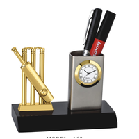 Support de bureau de cricket plaqué or avec horloge et porte-stylo, modèle 163, décoration de bureau sportive