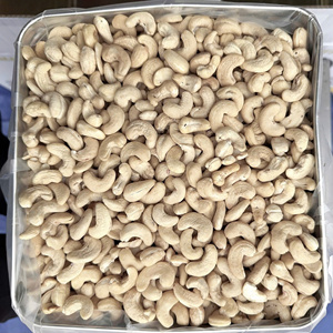 Trusted Factory Cashew <b>Nut</b> <b>Kernels</b> Ww320 Vacuum Packed Cashew <b>Nuts</b> Vietnam Cashew <b>Nuts</b> Wholesale Customized Packing - Product Image 1