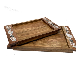 Platos para Servir Comida de Ramadán, de Madera con Detalles en MOP, Diseño Elegante, Bandejas para Servir Chocolate Eid Mubarak a un Precio Accesible - Product Image 3