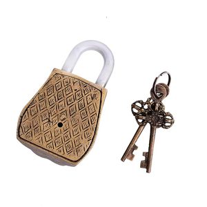 Vintage Owl Shaped Brass <b>Padlock</b> with 2 Antique Skeleton Keys Decorative Handmade Security Lock Rustic Home Decor Gift - Product Image 3