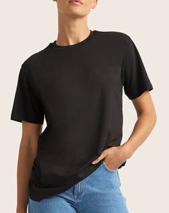 เสื้อยืดคอกลมแขนสั้นสีดำสำหรับผู้หญิง ผ้าฝ้ายเจอร์ซีย์ 100% ทรงลำลอง สีพื้น ระบายอากาศได้ดี เนื้อผ้าถัก - Product Image 4