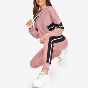 OEM Custom <b>Women's</b> Casual <b>Half</b> <b>Zip</b>-Up <b>Fleece</b> Tracksuit <b>Half</b>-<b>Zip</b> Suit with Hood Custom Colour Printing Short Tops Sets - Product Image 3