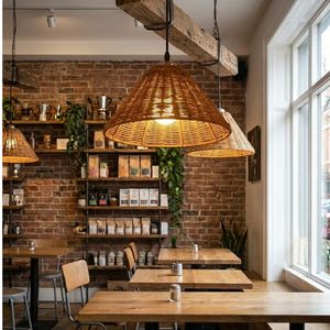 <span class=keywords><strong>Paralume</strong></span> in rattan fatto a mano, lampada a soffitto intrecciata per interni di resort e caffè, produttore OEM dal Vietnam - Product Image 4