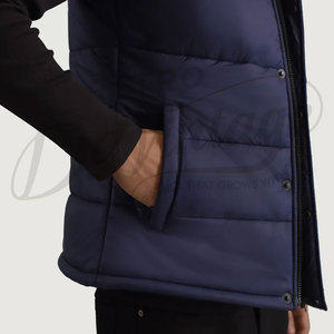 Gilet matelassé personnalisé pour homme, bleu marine, chaud pour l'hiver, col montant, imperméable, sans manches - Product Image 1