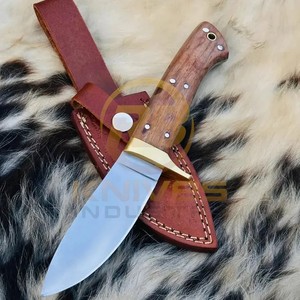 Couteau de chasse artisanal de haute qualité, manche en bois, acier Damas, couteau de camping pour la survie en milieu sauvage - Product Image 5