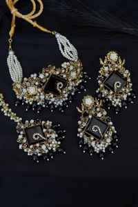 Parure de collier Navratna Kundan plaqué or, bijoux artificiels délicats pour mariage et fiançailles, vente en gros - Product Image 6