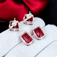 Belle boucle d'oreille en grenat rouge, boucle d'oreille en argent sterling 925, boucle d'oreille faite à la main, boucle d'oreille antique, pierre précieuse en grenat rouge, cadeaux pour elle