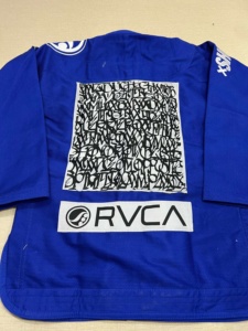 Lot RVCA Shoyorol bleu sur mesure # Kimono de Jiu-Jitsu Brésilien Bleu 105, Uniforme de Jiu-Jitsu Personnalisé Bleu 105 - Product Image 3