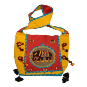 Sacs de créateurs faits à la main, sacs en coton brodés, sacs ethniques pour femmes, sacs à bandoulière, style bohème, artisanat artisanal, broderie florale - Product Image 3