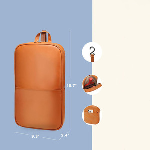 Bolsa profesional para equipo de pickleball con correa ajustable y construcción protectora de cuero, a la venta a precio de mayoreo. - Product Image 2