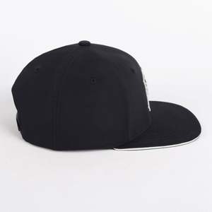 Gorra Snapback Personalizada de Pana, Ajustable, de Algodón Negro, Estilo Hip Hop, Lisa, de 6 Paneles, para Hombre, de Gamuza - Product Image 2