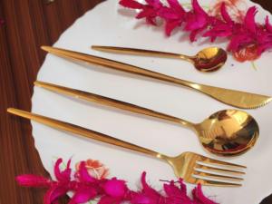 Juego de cubiertos moderno y elegante de acero inoxidable para comedor moderno, vajilla elegante para mesa de cocina y uso doméstico, procedente de la India. - Product Image 6