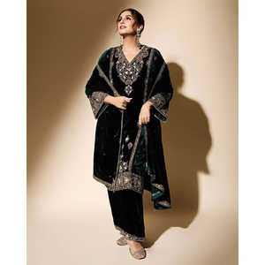 Vêtements et accessoires musulmans traditionnels de créateur, magnifique ensemble haut-bas et dupatta pour les fêtes - Product Image 2