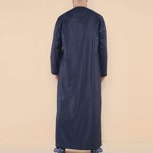 Suministro al por mayor de Jubba Thobe / Thawb para hombre con diseño bordado, manga larga, túnica islámica, túnica musulmana - Product Image 2