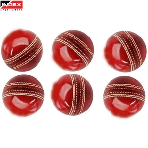 Pelota de críquet Ultimate Hardball, duradera, de cuero rojo, con costuras cosidas a mano, para partidos de club, práctica y entrenamiento. - Product Image 1