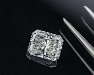 Diamant de laboratoire VS1 taille radiant 2,01 carats certifié IGI, pierre libre pour la fabrication de bijoux de fiançailles et de bagues de mariage - Product Image 4
